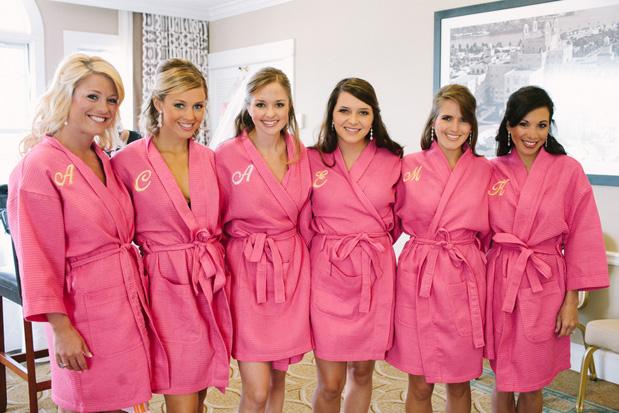 Top Hen Ideas, bridesmaids, pink, robes, dressing gowns, gifts