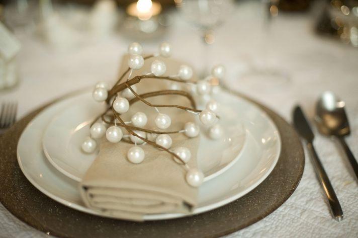Winter wedding table arrangements