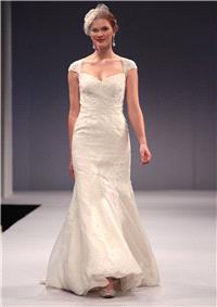 https://www.dressesular.com/wedding-dresses/590-charming-trumpet-mermaid-straps-buttons-lace-sweep-b