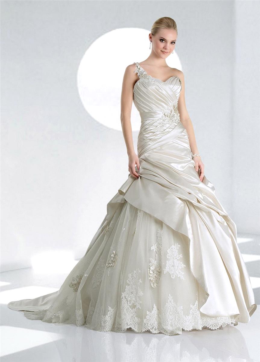 My Stuff, https://www.benemulti.com/en/impression-bridal/2977-impression-bridal-10047-bridal-gown-20