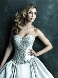 https://www.eudances.com/en/allure-bridals/103-allure-couture-c240-beaded-ball-gown-wedding-dress.ht