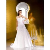 https://www.benemulti.com/en/the-sposa-group/7996-just-for-you-jfy135-08-bridal-gown-2013-jfy135-08b