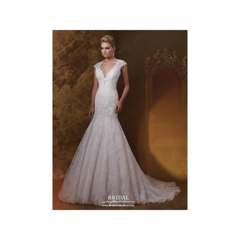 My Stuff, https://www.gownfolds.com/james-clifford-wedding-dress-collection-new-york/656-james-cliff