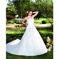 Elegant A-line Strapless Lace Beading Chapel Train Satin&Tulle Wedding Dresses - Dressesular.com