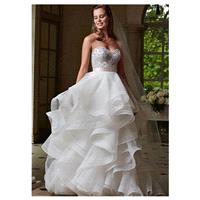 Elegant Organza Sweetheart Neckline Raised Waistline A-line Wedding Dress With Beaded Lace Appliques