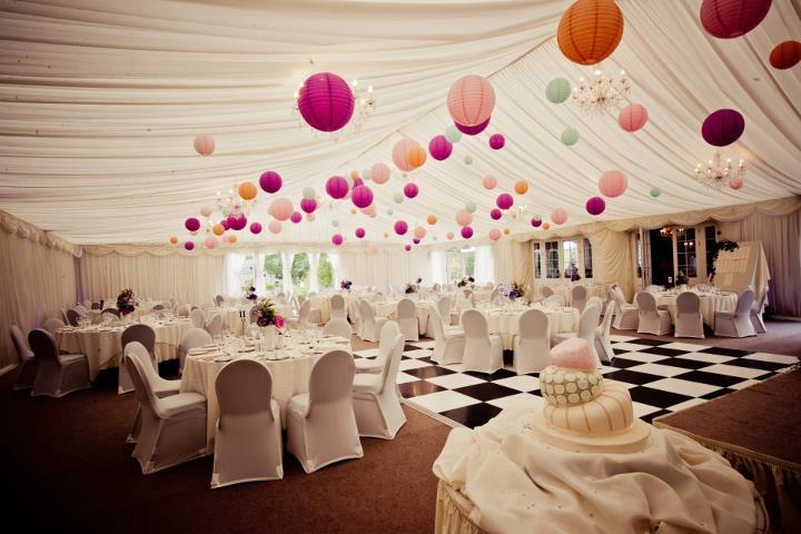Moposa Venue Decor, From the Crooked Cake to the coloured lanterns to the black and floor dancefloor