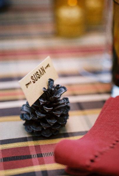 Autumn Wedding Ideas, Pine cones are plentiful, simple and cost-effective place cards.