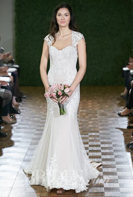 wedding, https://www.retroic.com/wtoo/15019-wtoo-fall-2014-style-13721-julienne-beaded-lace-and-tull