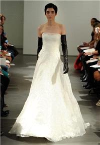 https://www.celermarry.com/vera-wang/3665-vera-wang-spring-2014-look-10-wedding-dress-the-knot.html