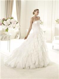 https://www.sequinious.com/wedding-dresses/2636-pronovias-wedding-dresses-style-utebo.html