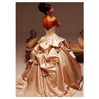 https://www.overpinks.com/en/new-in-wedding-dresses/8862-stunning-satin-ball-gown-sweetheart-wedding