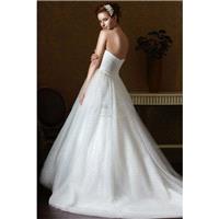 https://www.idealgown.com/en/eden-bridal/2820-eden-bridal-fall-2014-style-gl053.html