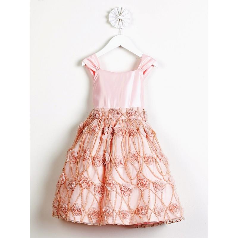 My Stuff, https://www.paraprinting.com/pink/2032-petal-pink-satin-w-rose-vine-mesh-vintage-dress-sty
