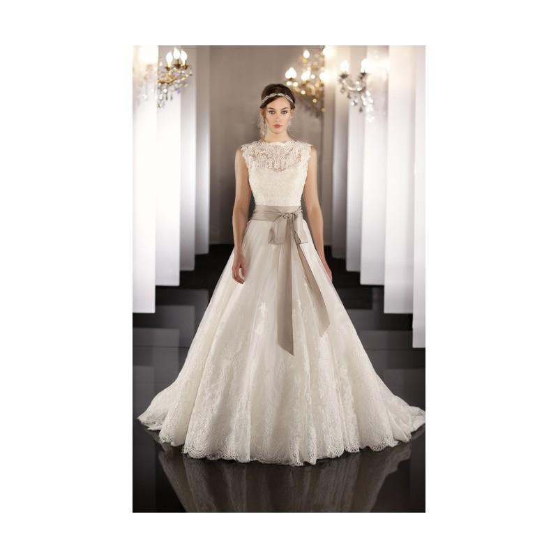 My Stuff, https://www.dressesular.com/wedding-dresses/742-exquisite-a-line-sweetheart-beadingsequins