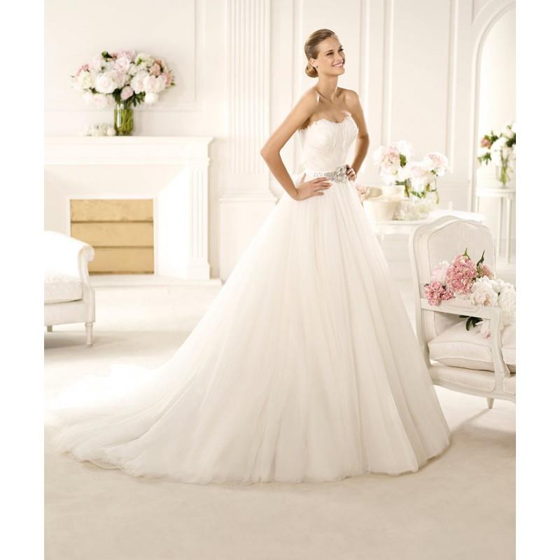 My Stuff, Charming A-line Strapless Beading Feathers/Fur Sweep/Brush Train Tulle Wedding Dresses - D
