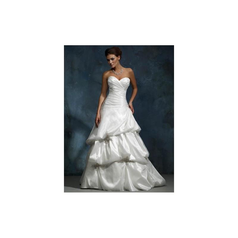 My Stuff, Charming Sweetheart Pleated Strapless Chapel Train Tiered Taffeta Wedding Dress for Brides
