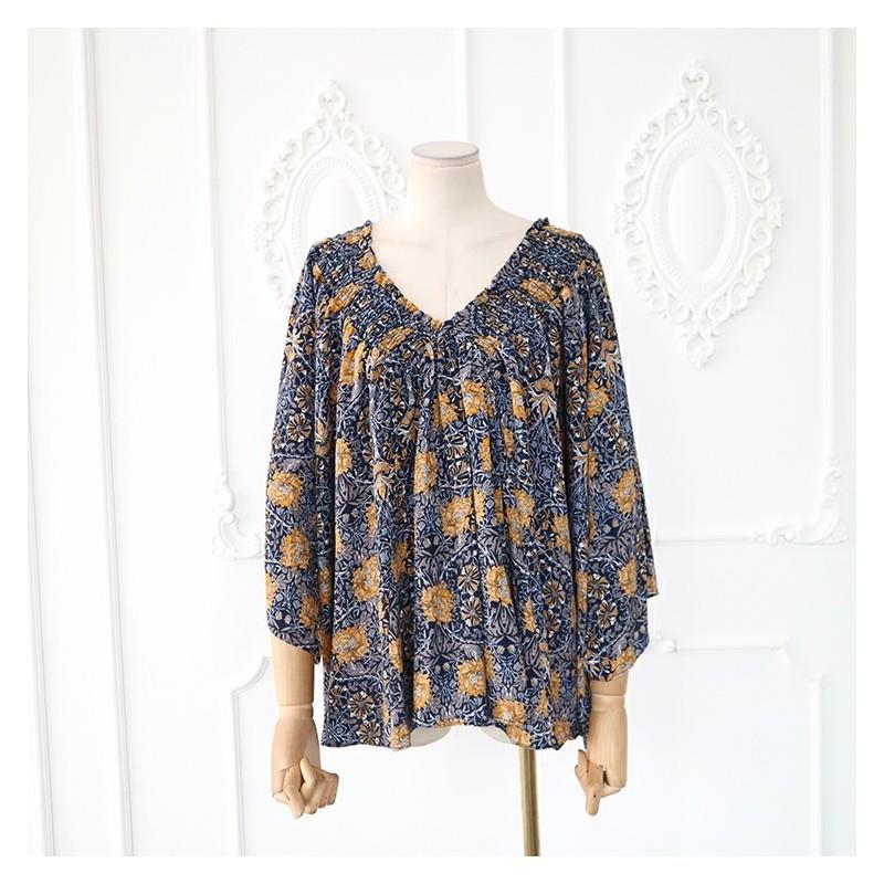 My Stuff, Oversized Vintage Printed V-neck 3/4 Sleeves Summer Blouse Top - Discount Fashion in beeno
