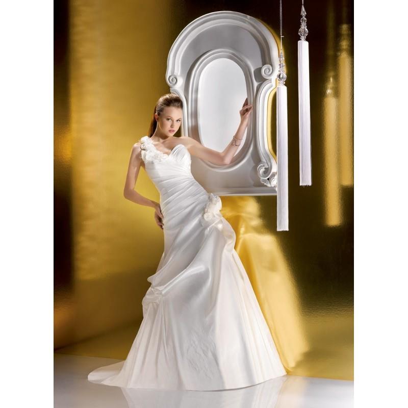My Stuff, Just for you, 135-04 - Superbes robes de mariée pas cher | Robes En solde | Divers Robes d