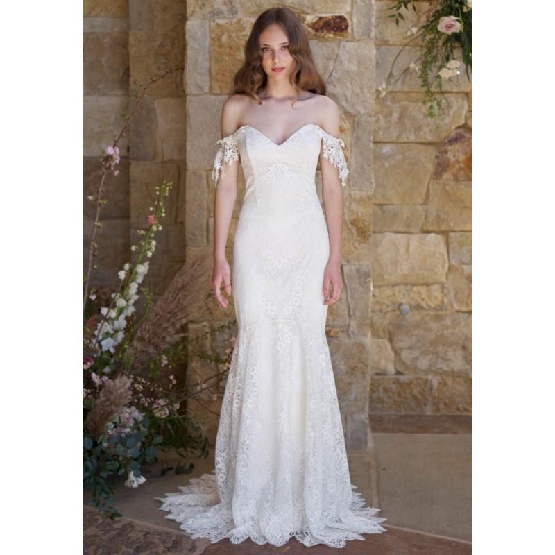 My Stuff, Claire Pettibone Spring/Summer 2018 Bordeaux Lace Mermaid Summer Court Train Sweet Off-the