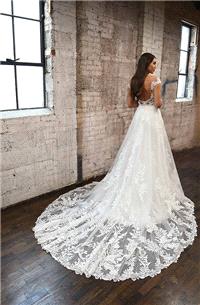 Bridal Dresses. Martina Liana (https://www.loveelliebridal.com/martina)